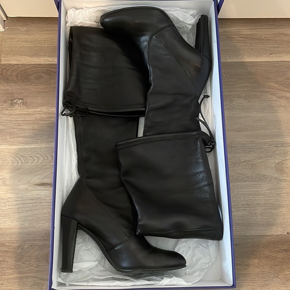 Stuart Weitzman Highland Boots, size 7.5 - Picture 3 of 8